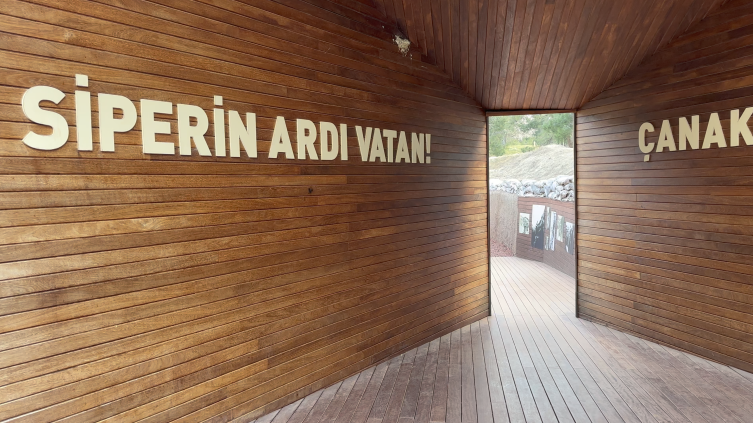 SBÜ Senatosu şehit düşen tıbbiyelilerin anısına tarihi siperlerde toplandı